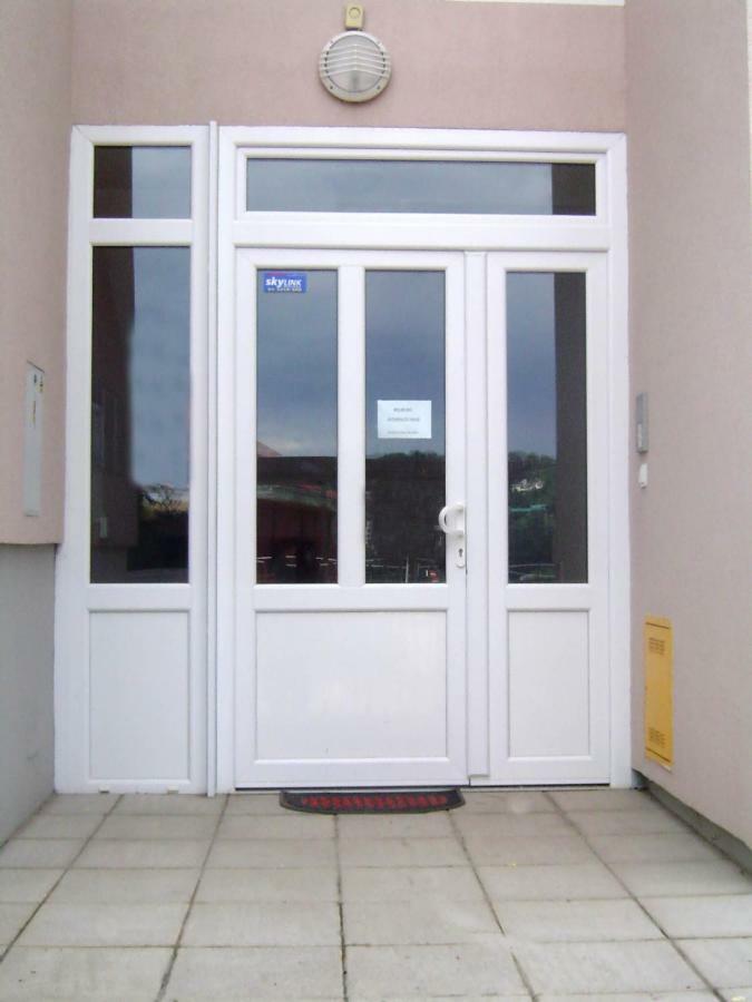 Apartmani Almica ซาเกร็บ ภายนอก รูปภาพ
